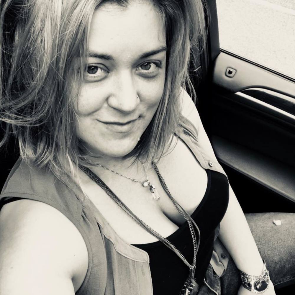 Meet your Posher, Tiffany